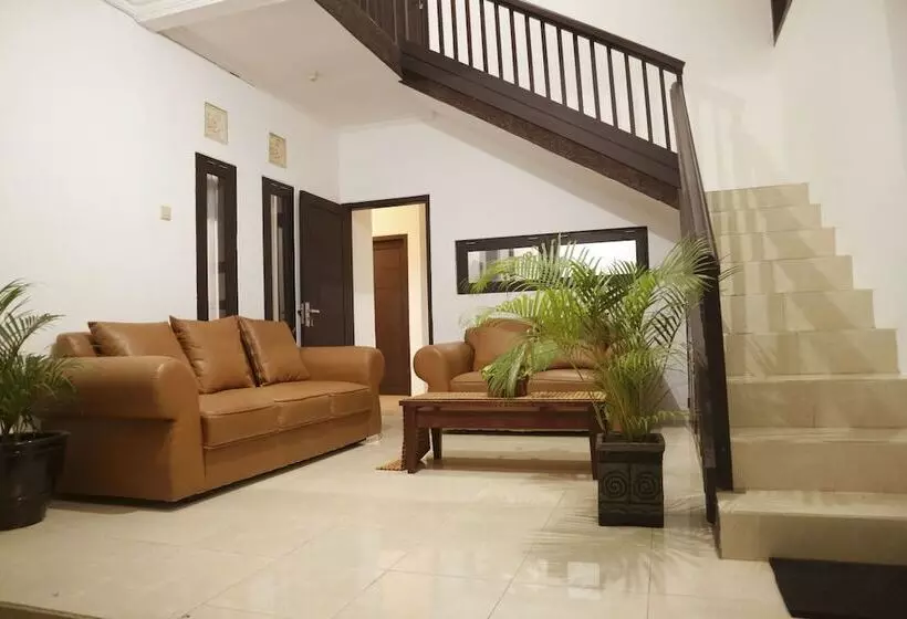 Aamiaismajoitus (B&B) De Lungguh Family Homestay