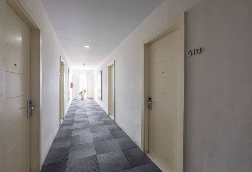 Capital O 472 Hotel Asyra