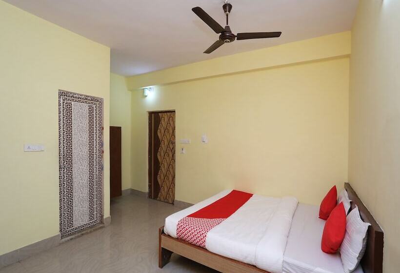 בית מלון כפרי Eshan Guest House By Oyo Rooms