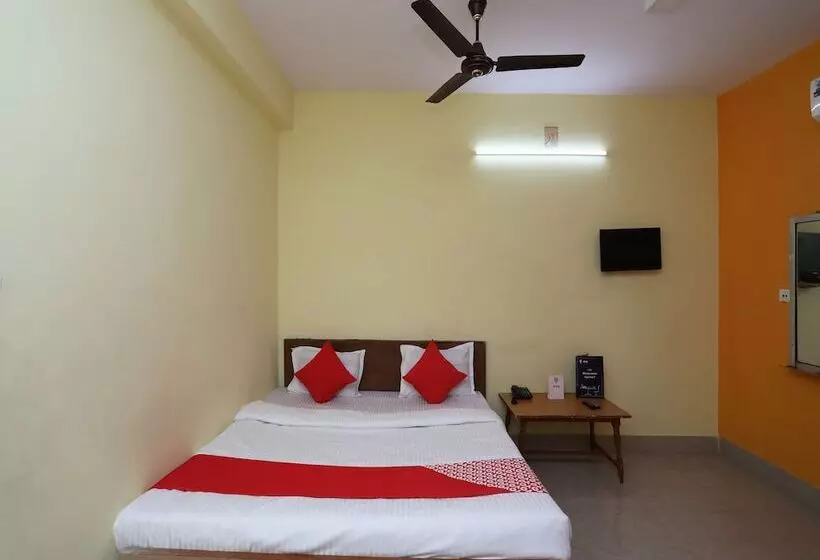 ホテル Eshan Guest House By Oyo Rooms