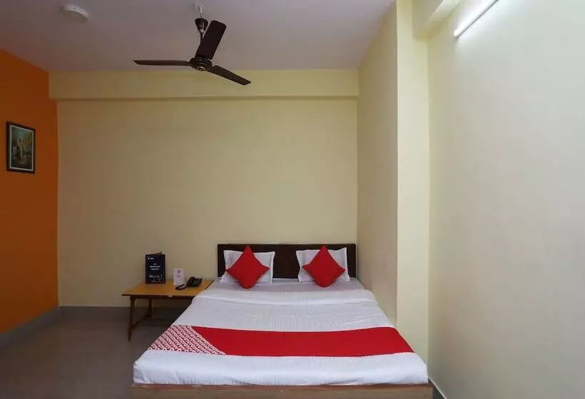 ホテル Eshan Guest House By Oyo Rooms