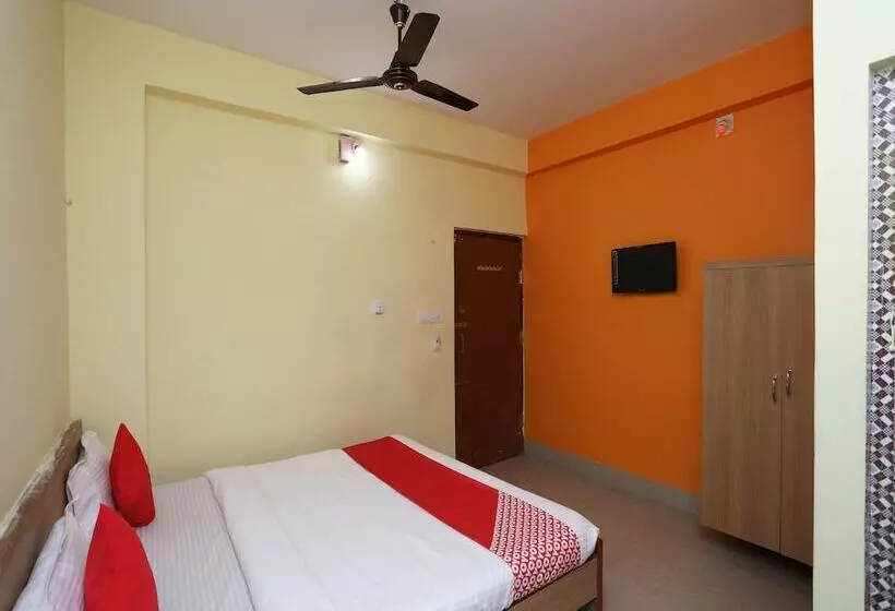 ホテル Eshan Guest House By Oyo Rooms