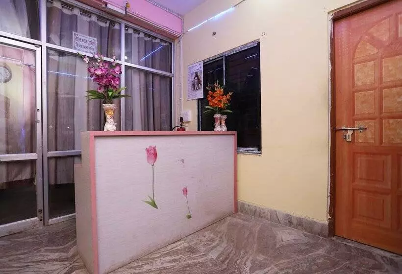 ホテル Eshan Guest House By Oyo Rooms