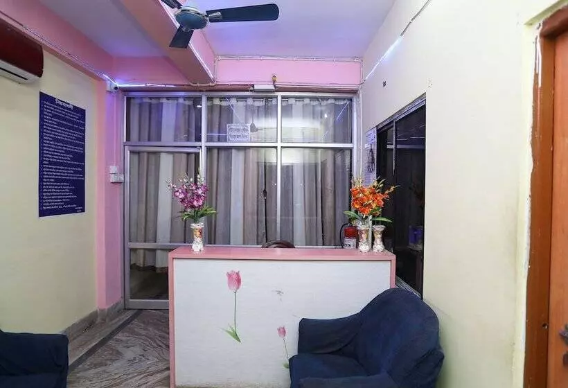 ホテル Eshan Guest House By Oyo Rooms