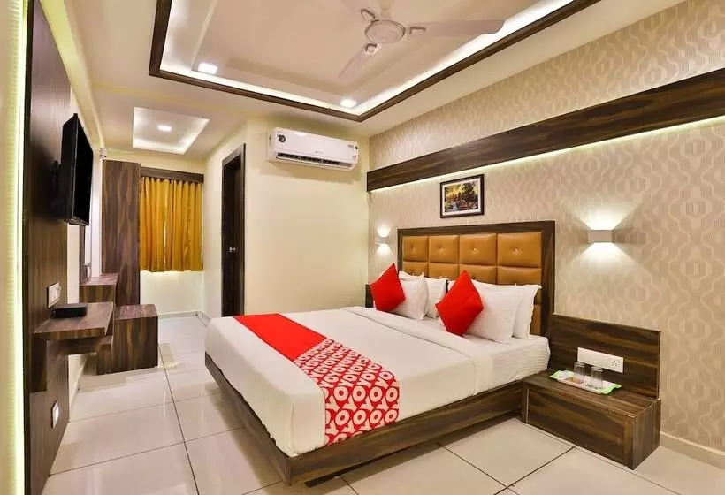 هتل O Silver Palace