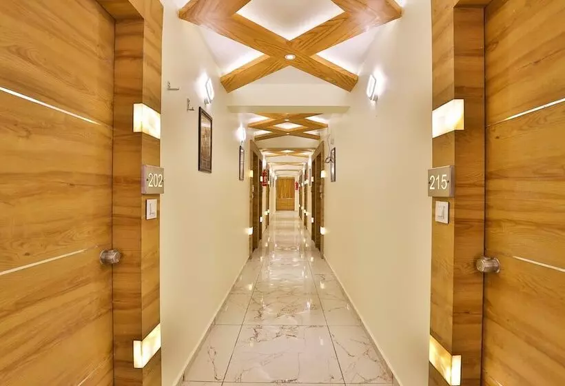 هتل O Silver Palace