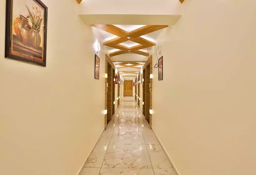 هتل O Silver Palace