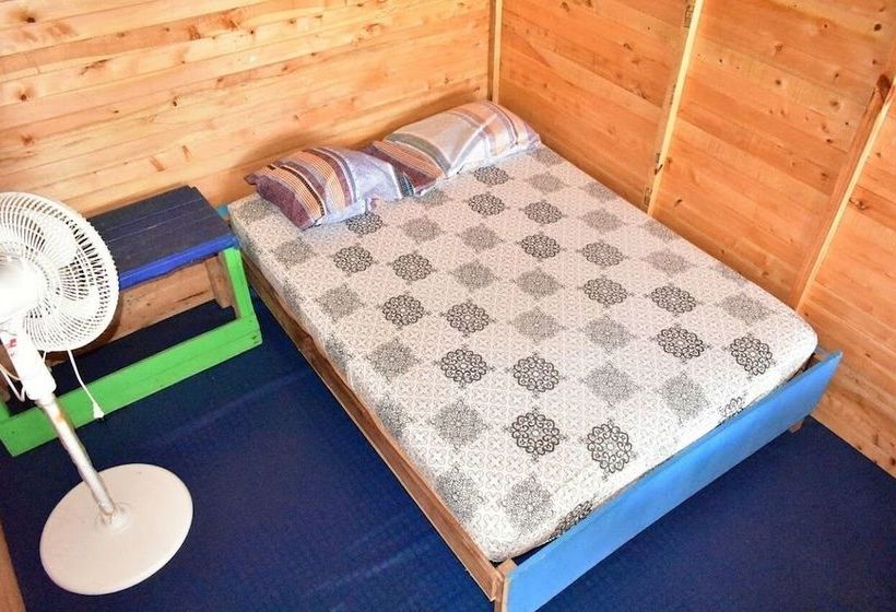 فندق Hostal El Encanto De Los Corales