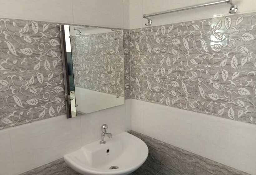 فندق Karavali Residency