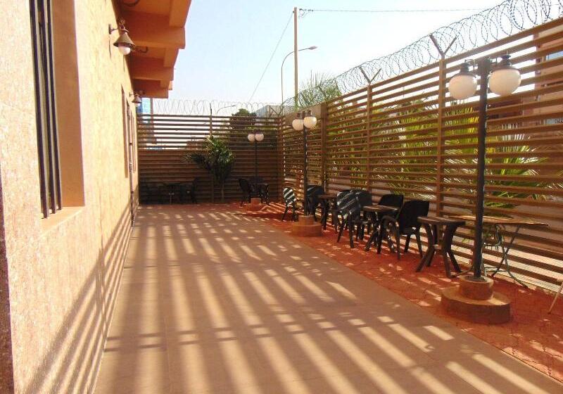 ホテル Les Fleurettes