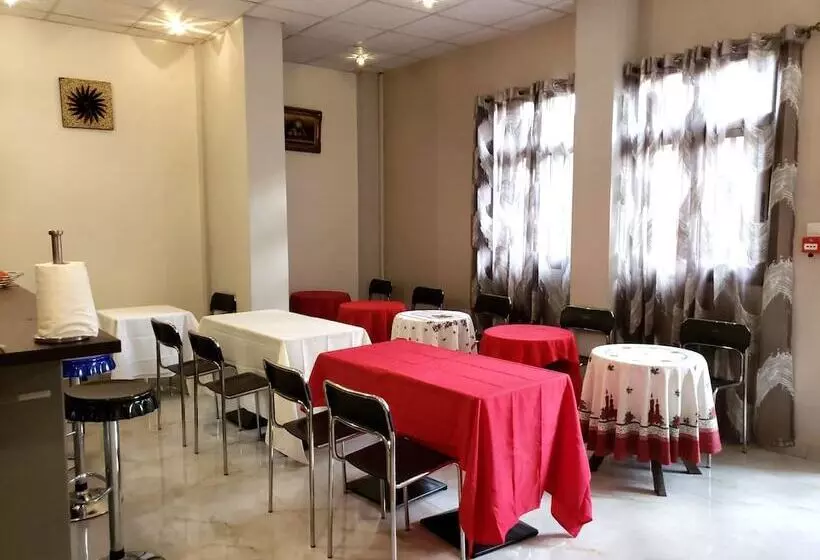 هتل Les Fleurettes