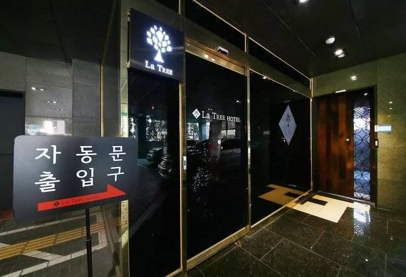 Hotelli Uijeongbu La Tree