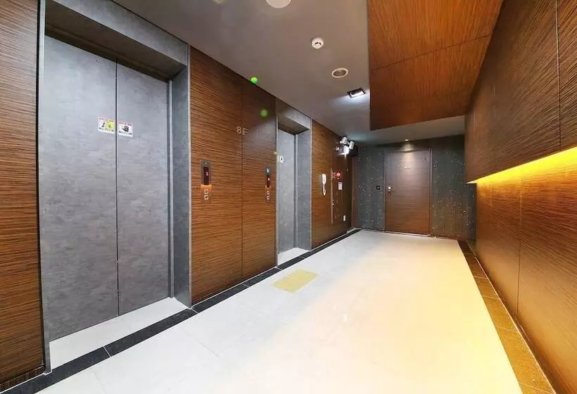Hotelli Uijeongbu La Tree