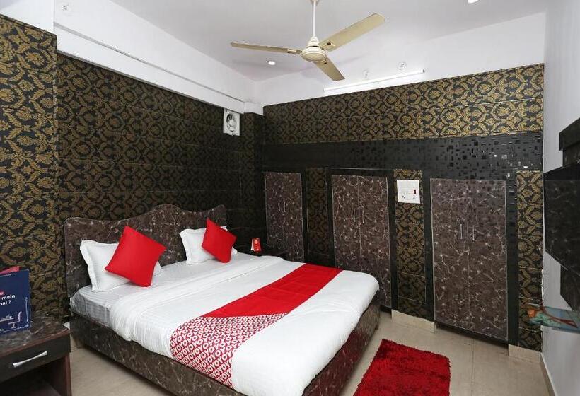 Oyo 18782 Hotel Mannat