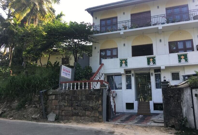 פנסיון Lake Corner Inn