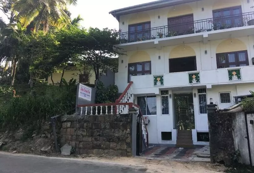 پانسیون Lake Corner Inn