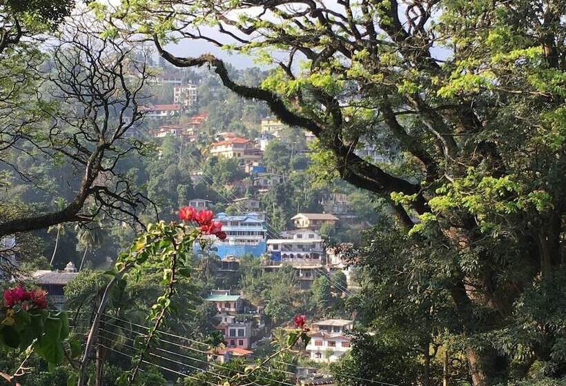 פנסיון Lake Corner Inn