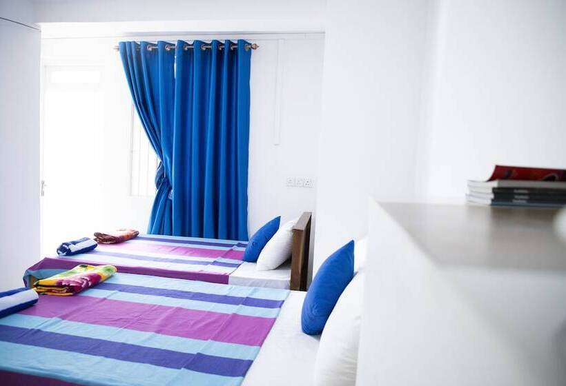 פנסיון Lake Corner Inn