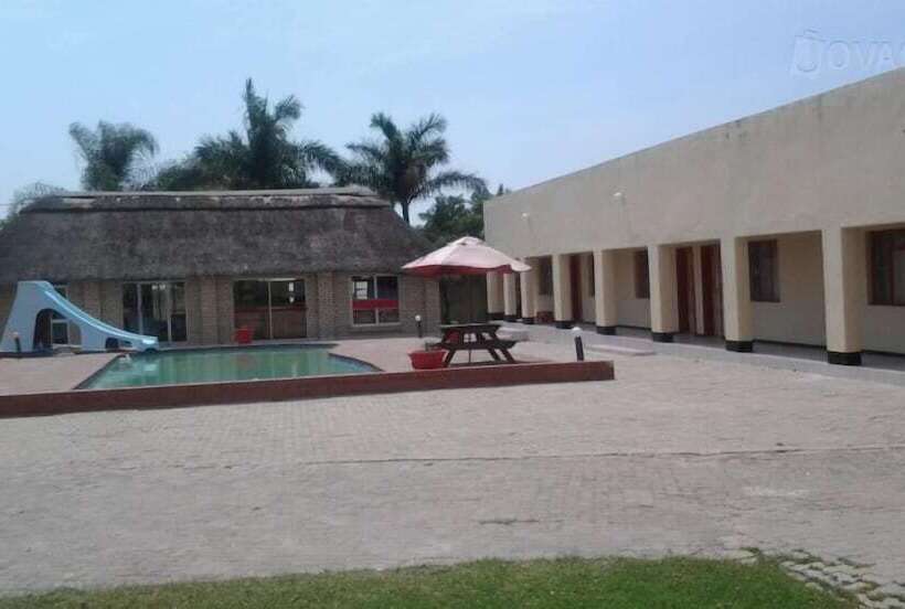Tshesebe Stopover Motel