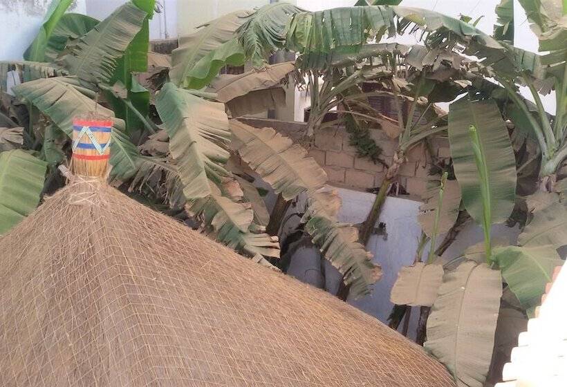 تختخواب و صبحانه La Ruche Du Monde