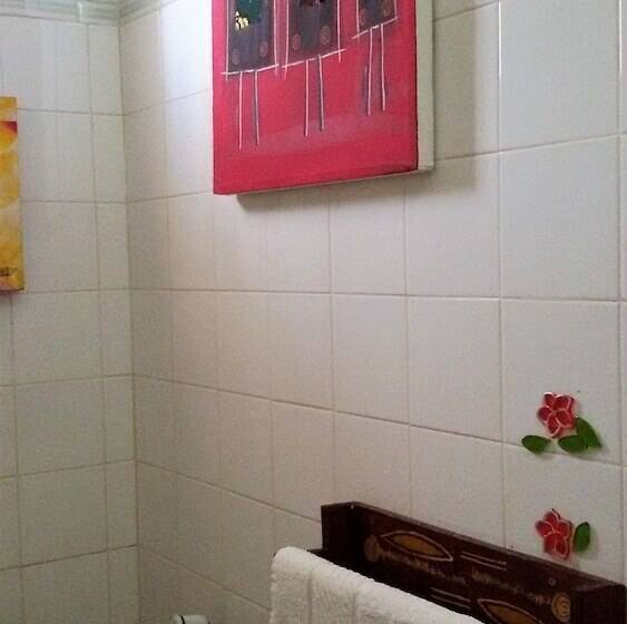 تختخواب و صبحانه La Ruche Du Monde