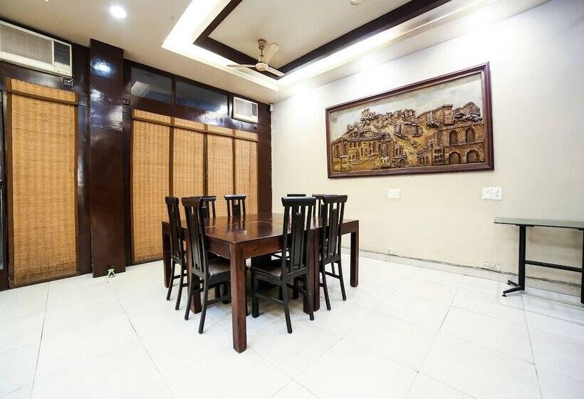 בית מלון כפרי Capital O 928 Villa@43