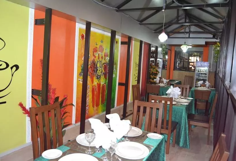 هتل Greenlodge