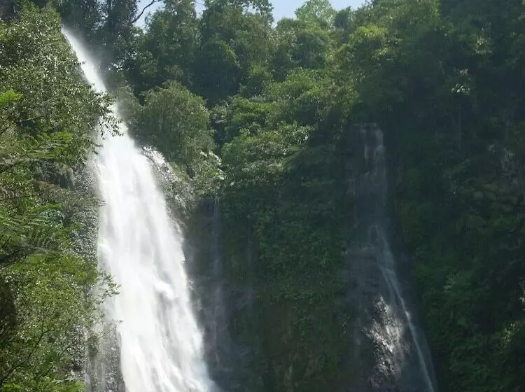 هتل Posada Rosa Balvina