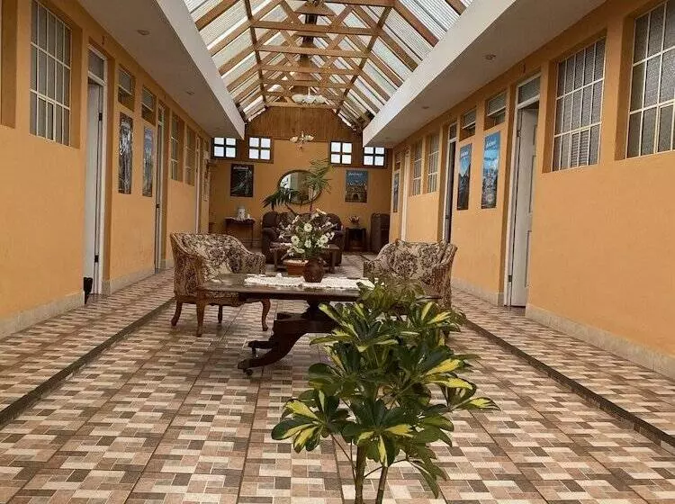 هتل Posada Rosa Balvina