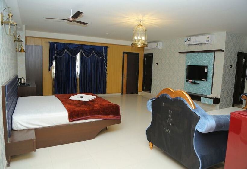 فندق Santoshi Novatel