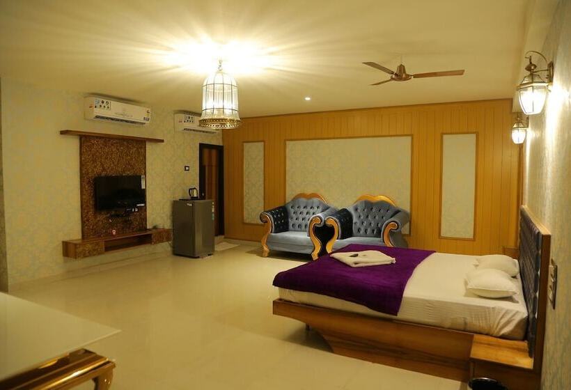 فندق Santoshi Novatel