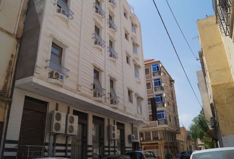 Timgad Hotel Hazem