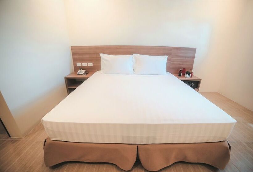 Hotel Trip Inn Near Airport Or City Center