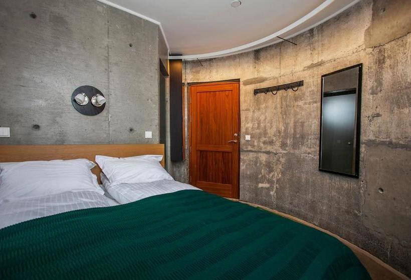 Klettar Tower Iceland