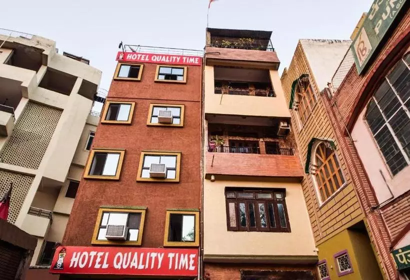 Oyo 23296 Hotel Quality Time