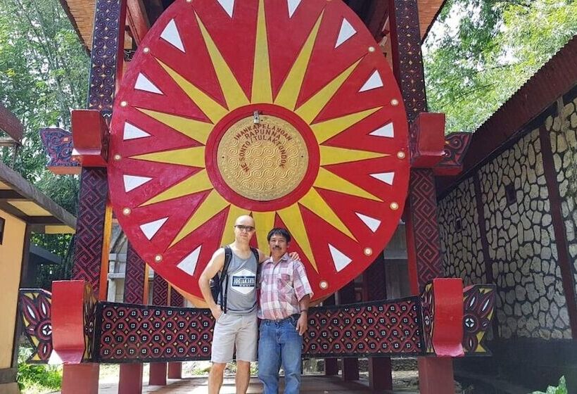 تختخواب و صبحانه Mama Tia Family Homestay