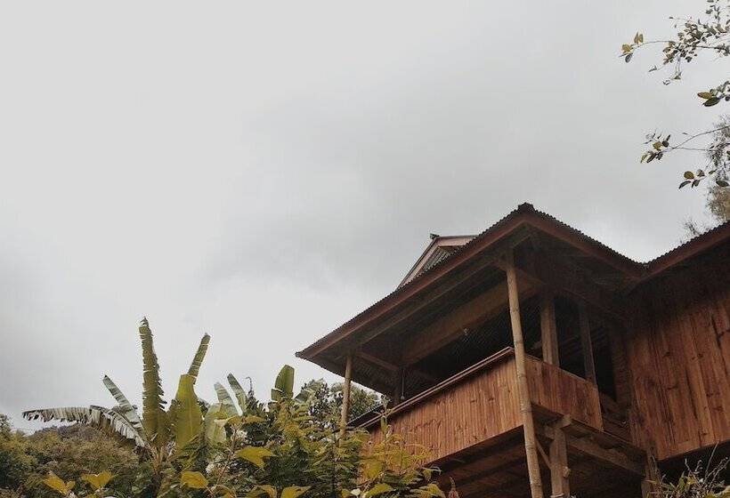 تختخواب و صبحانه Mama Tia Family Homestay