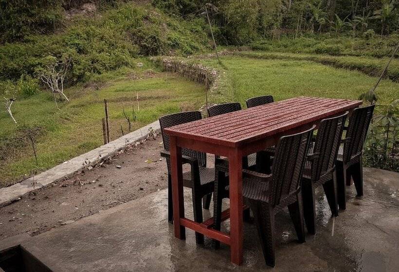 تختخواب و صبحانه Mama Tia Family Homestay