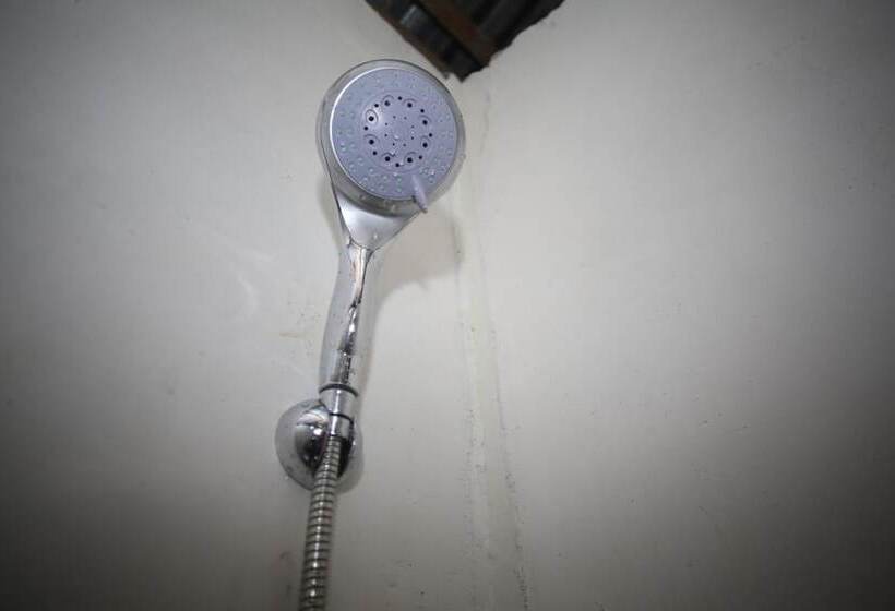 تختخواب و صبحانه Mama Tia Family Homestay