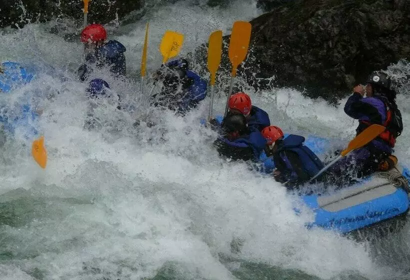 Hotelli Asian Resort Camp Tapa