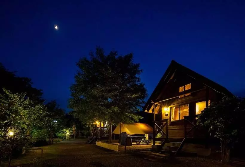 Hotelli Asian Resort Camp Tapa