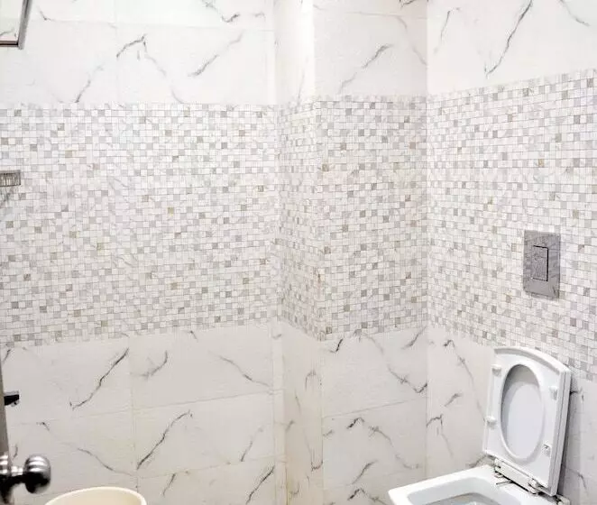 Hotelli Comfort Inn Coral River Resort