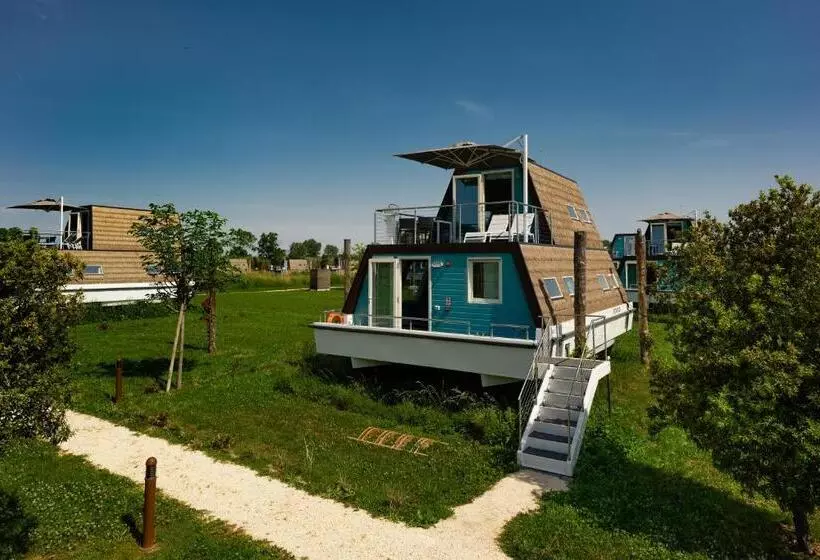 هتل Marina Azzurra Resort