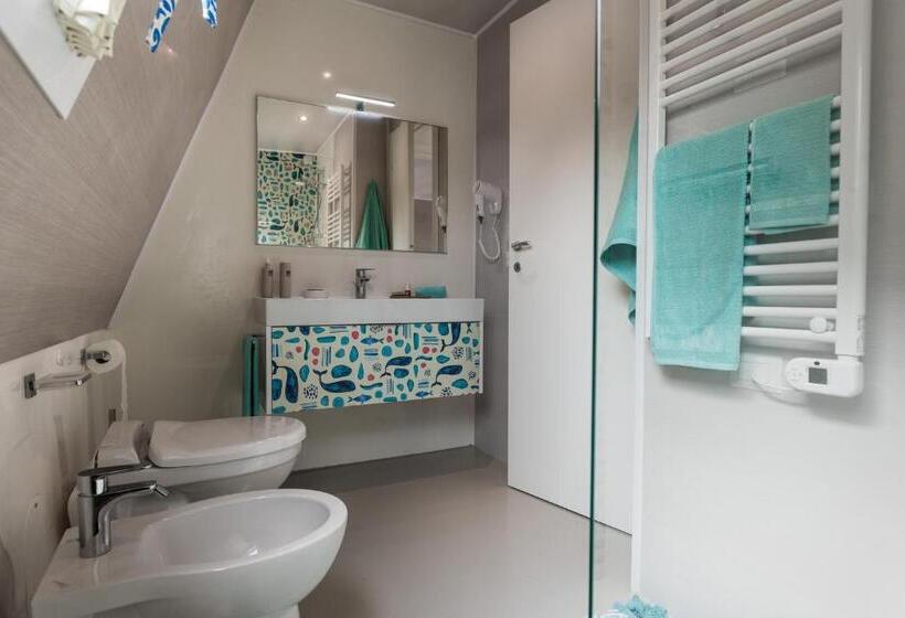 בית מלון כפרי Marina Azzurra Resort