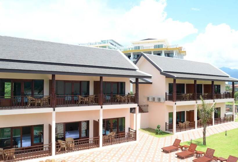 فندق Saksiri Riverside Boutique