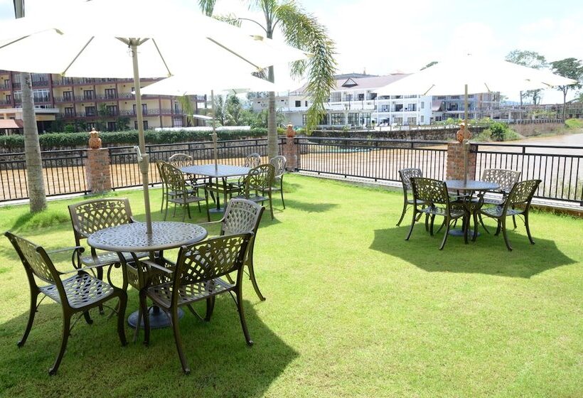 فندق Saksiri Riverside Boutique