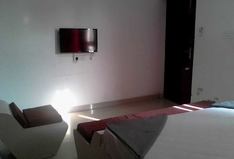 בית מלון כפרי Stayapart   Sr Residence