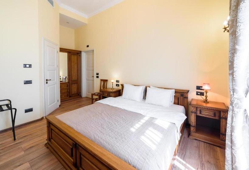 בית מלון כפרי Tchaikovsky House