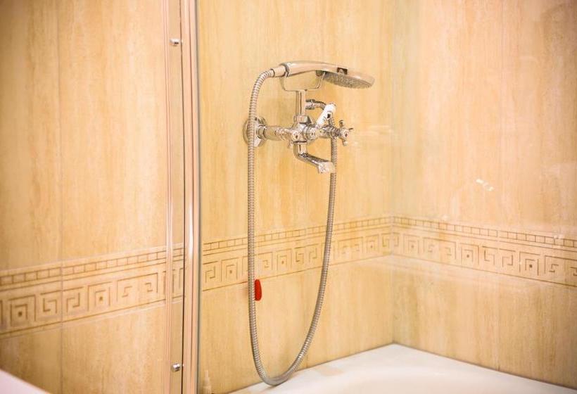 בית מלון כפרי Tchaikovsky House