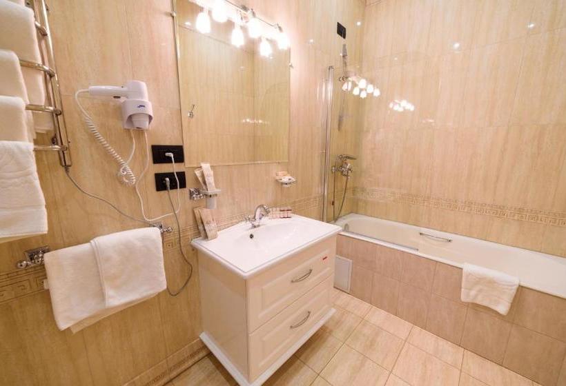 בית מלון כפרי Tchaikovsky House